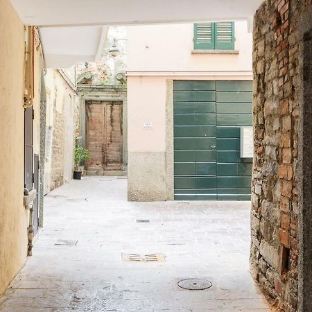 Duomo Luxury Suite - By Myhomeincomo Como Exterior foto