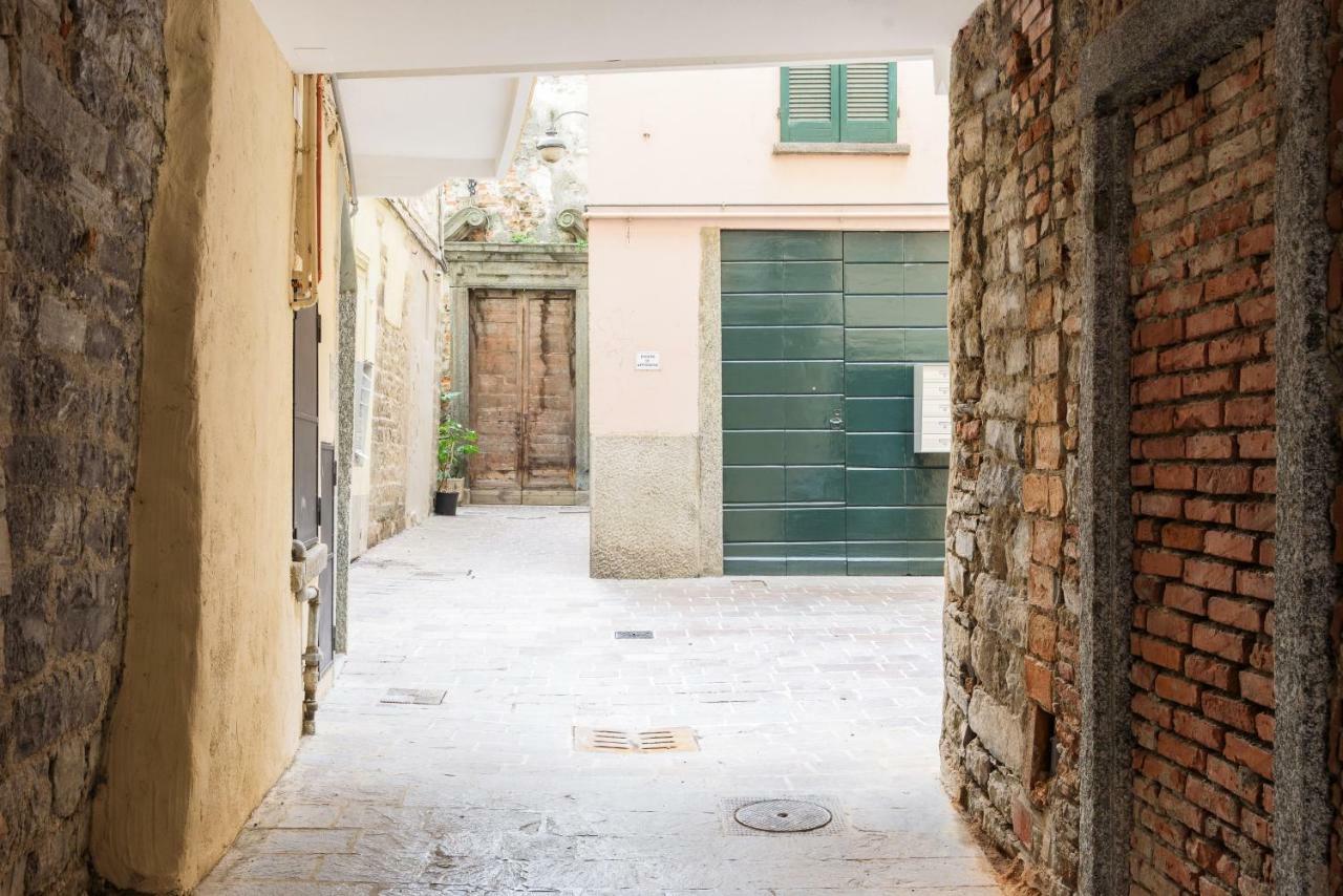 Duomo Luxury Suite - By Myhomeincomo Como Exterior foto